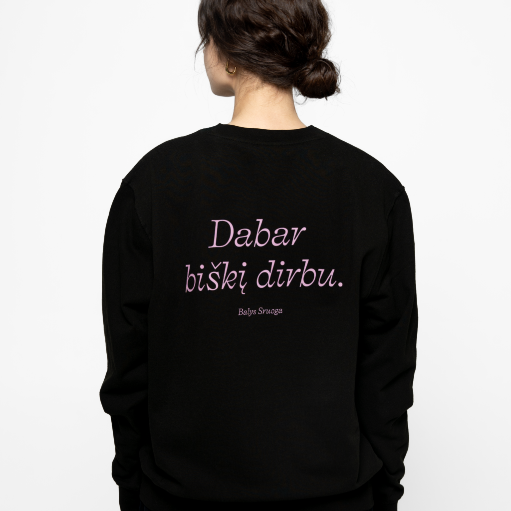 Bliuzonas su Sruogos citata ant nugaros